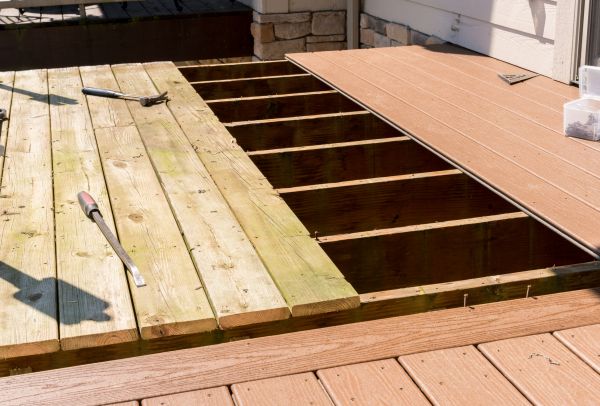 Cost of Deck Floor Replacement in Visalia