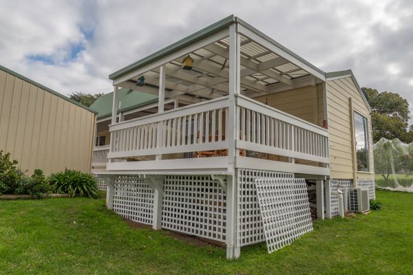 Cost of Deck Lattice Repair in Visalia