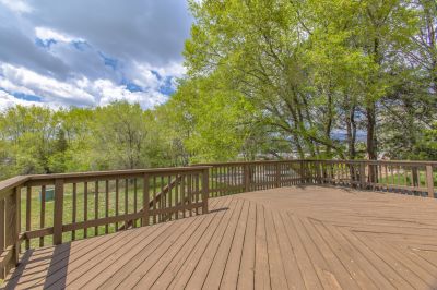 Eco-Friendly Deck Services
